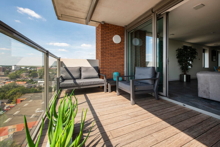 Gorgeos Terrace